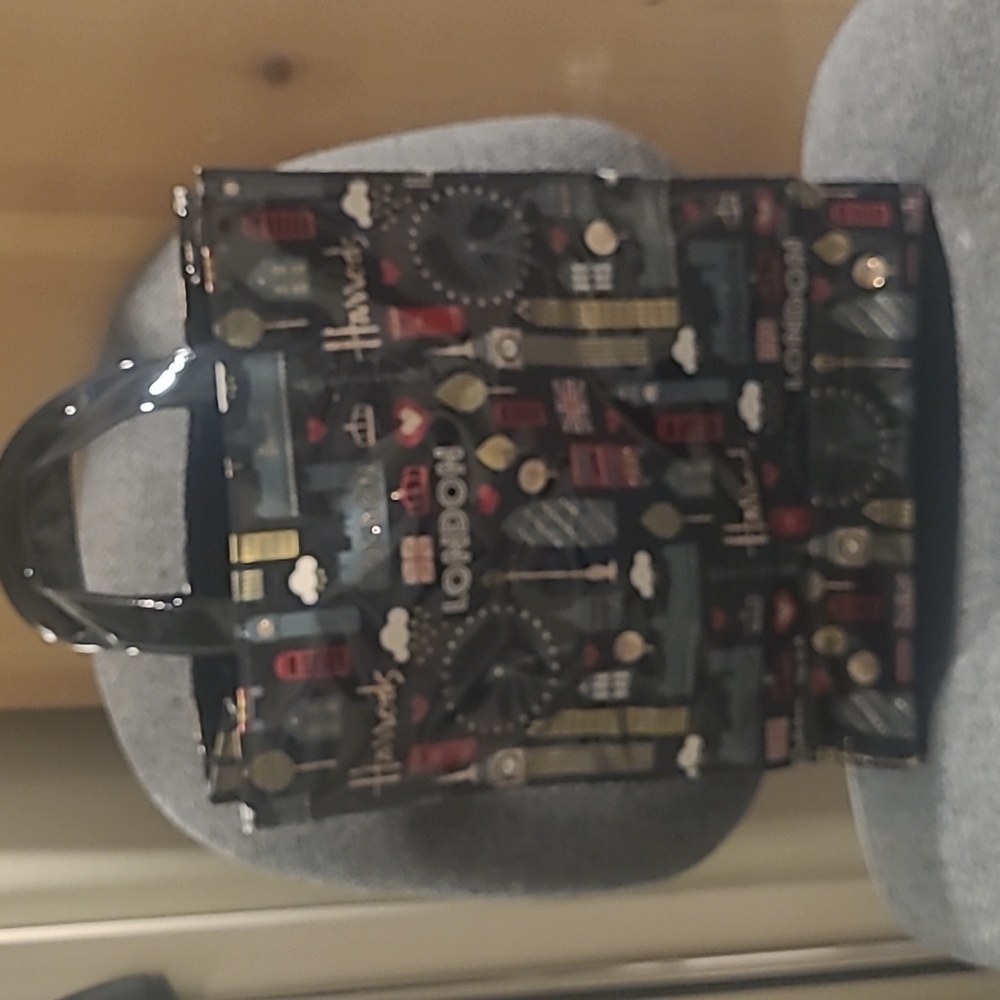 NWOT! Harrod's Signature Collection London Glitter Tote bag
